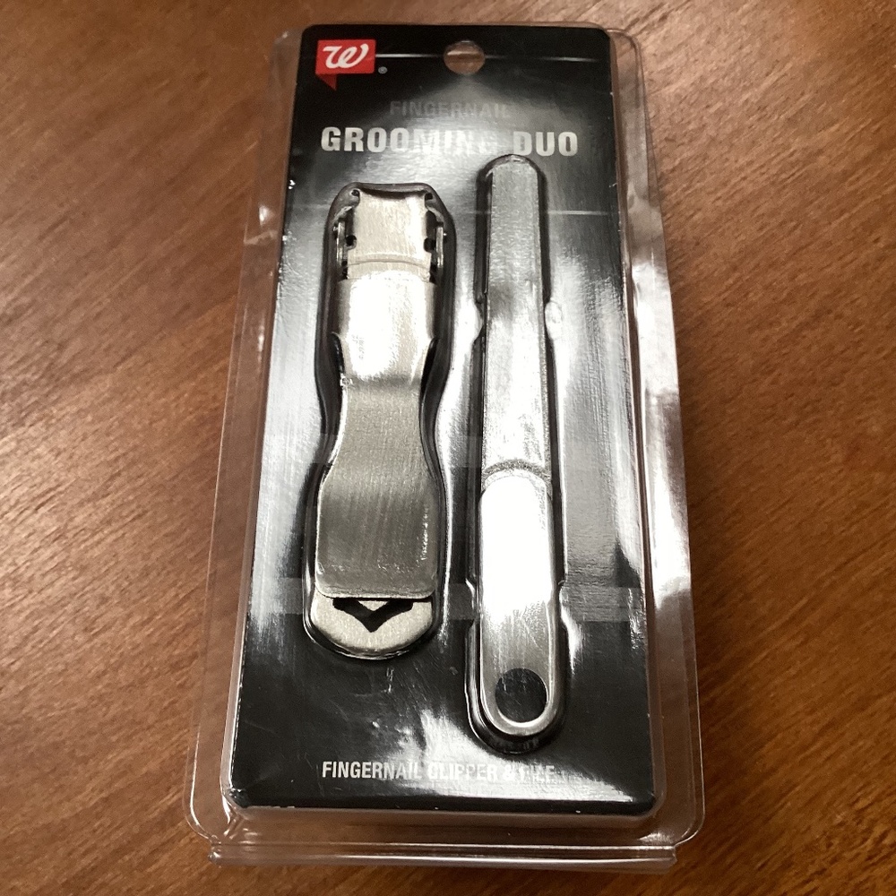 Walgreens Fingernail Grooming Duo Fingernail Clipper and File NEW